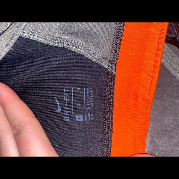 Nike Cross Back Light to Medium Support Sports Bra - Picture 3 of 3